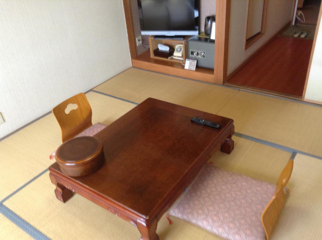 Hotel Bergtour Marukita Hakuba Esterno foto