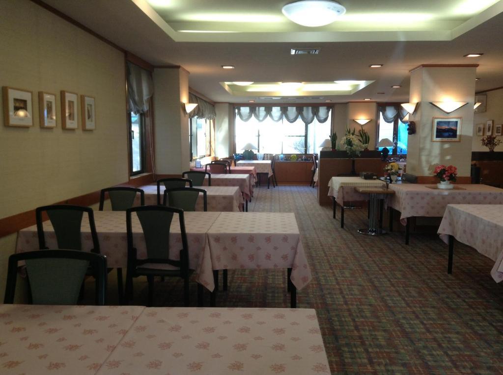 Hotel Bergtour Marukita Hakuba Esterno foto