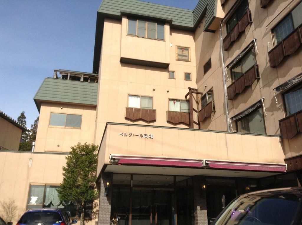 Hotel Bergtour Marukita Hakuba Esterno foto