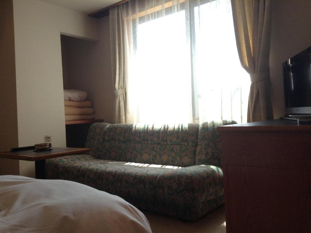 Hotel Bergtour Marukita Hakuba Esterno foto